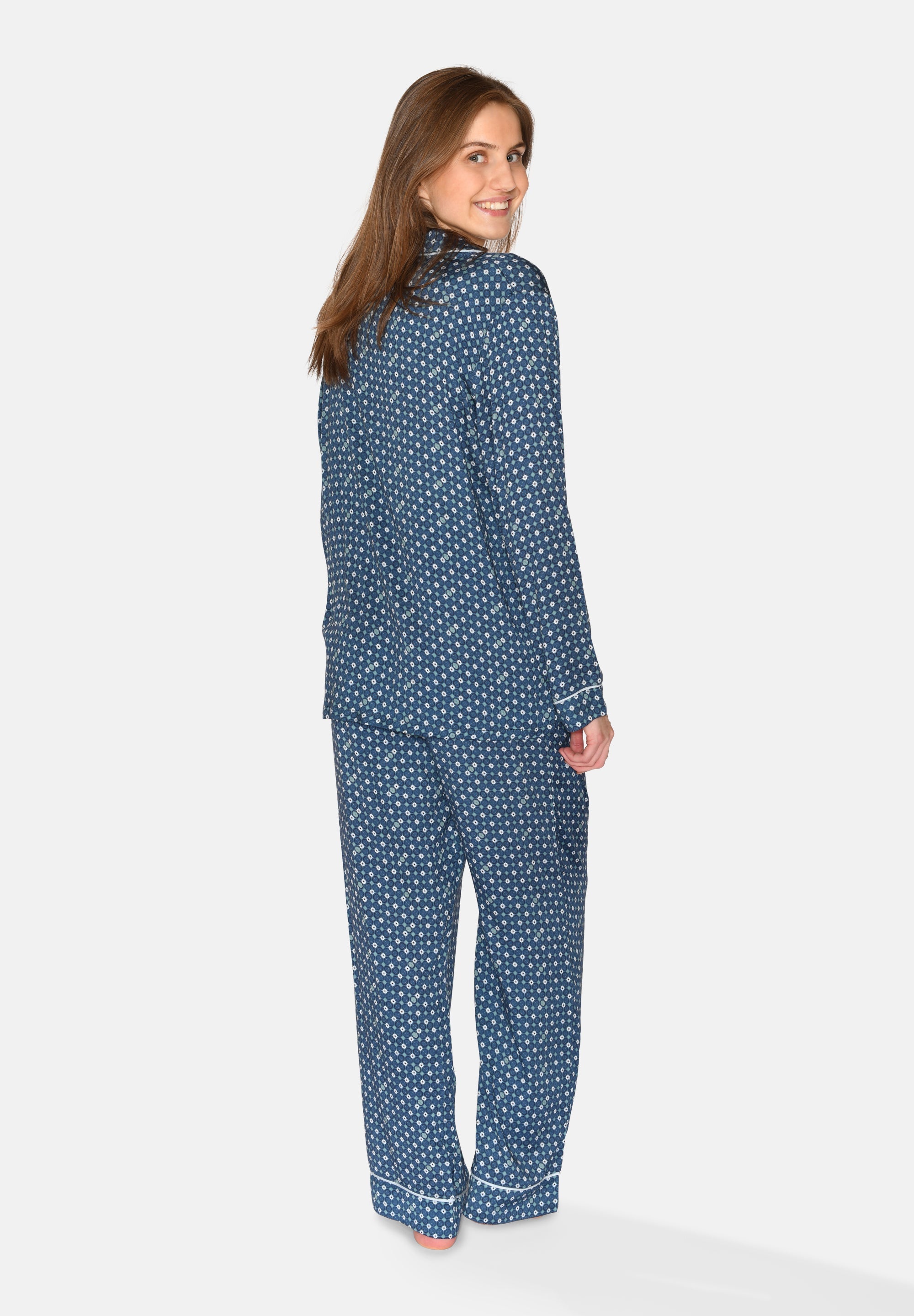 Josephine Shirt, Stellar AOP