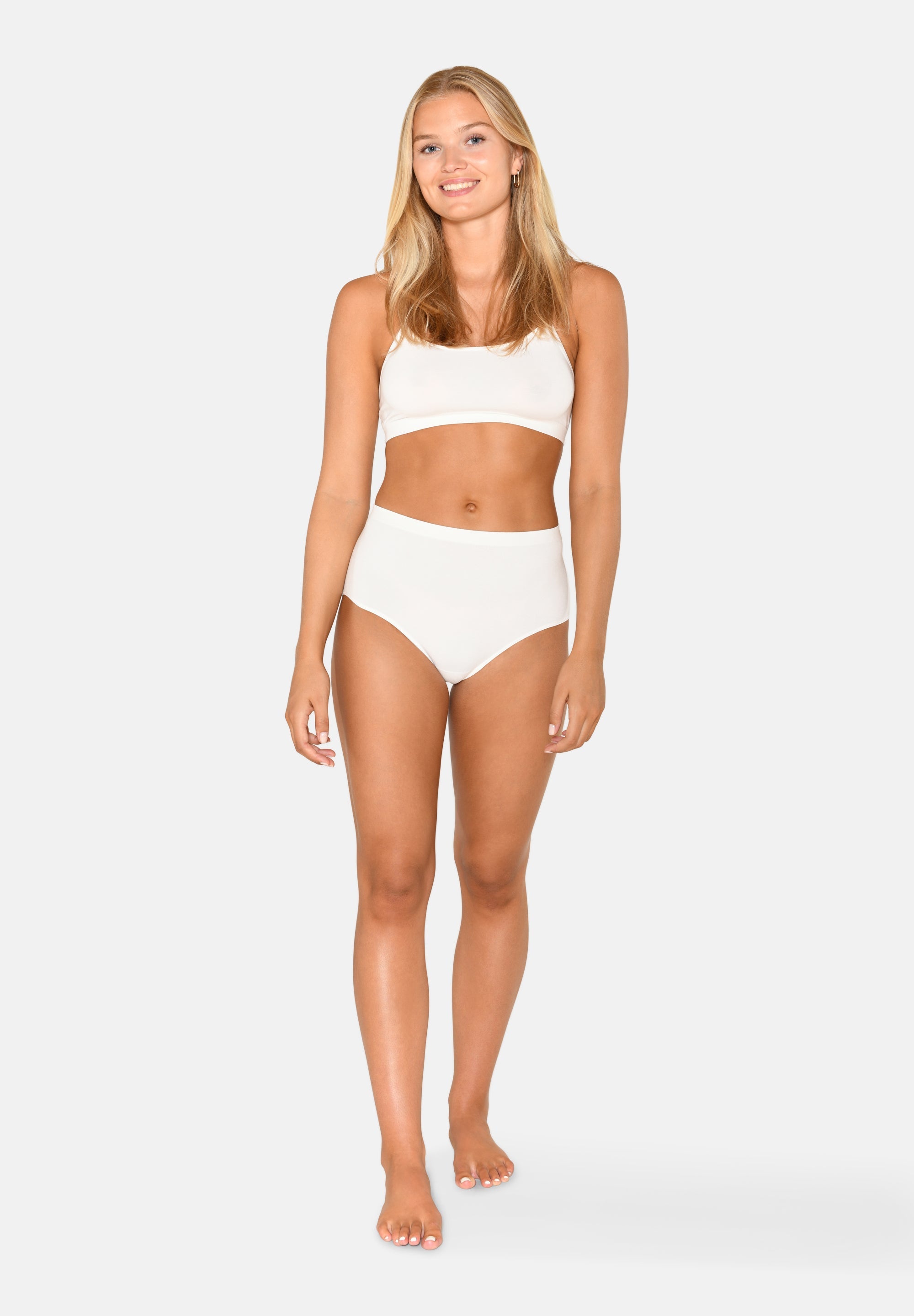 Bamboo Seamless Maxi Brief, White