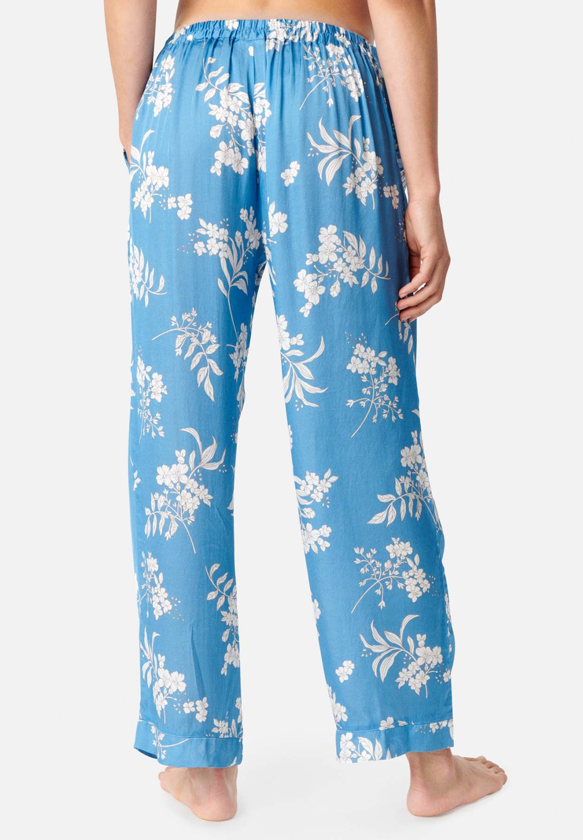 Janet Pants, Lichen Blue