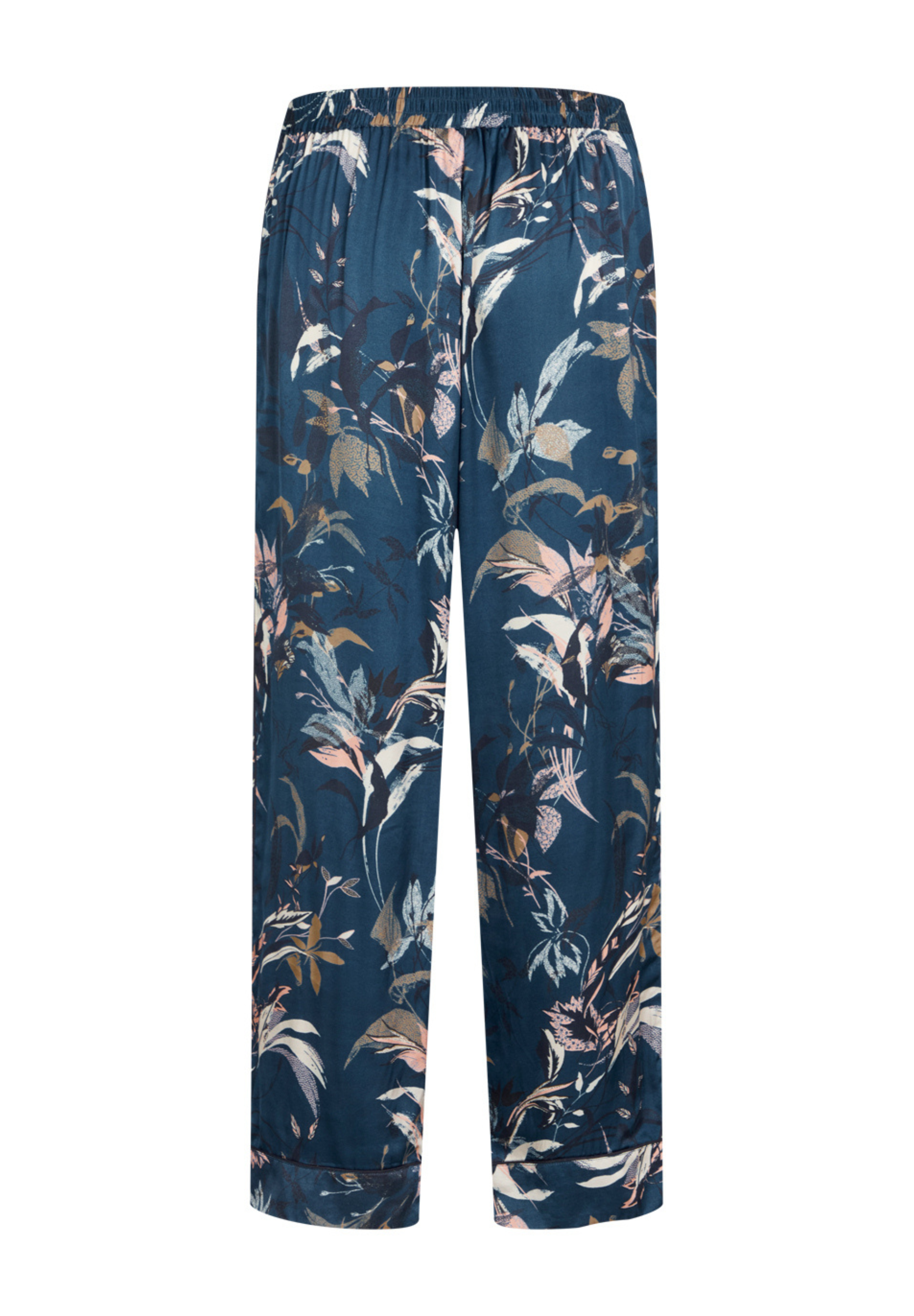 Janet Pants, Ensign Blue