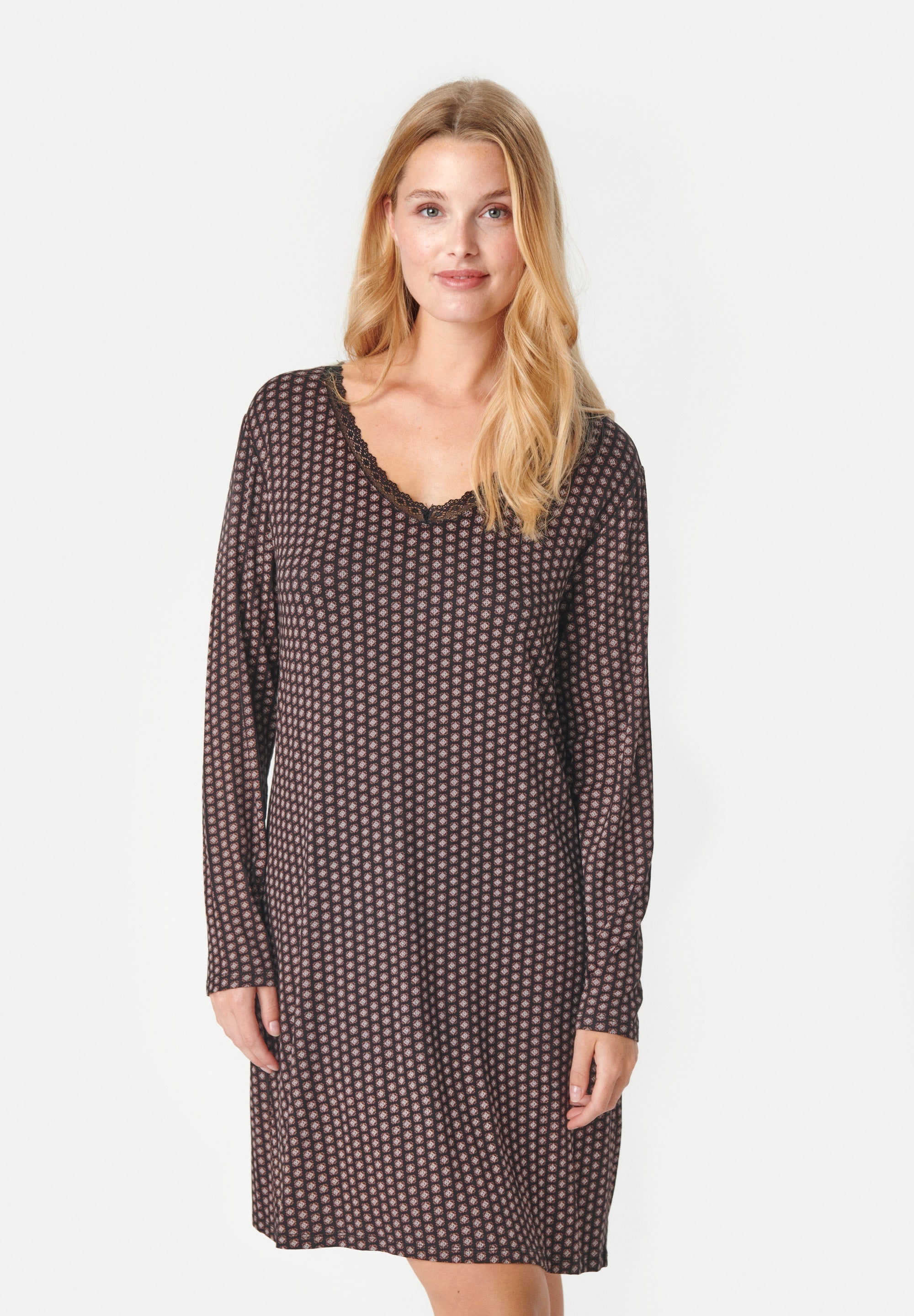 Jacqueline Long Sleeve Dress, Black