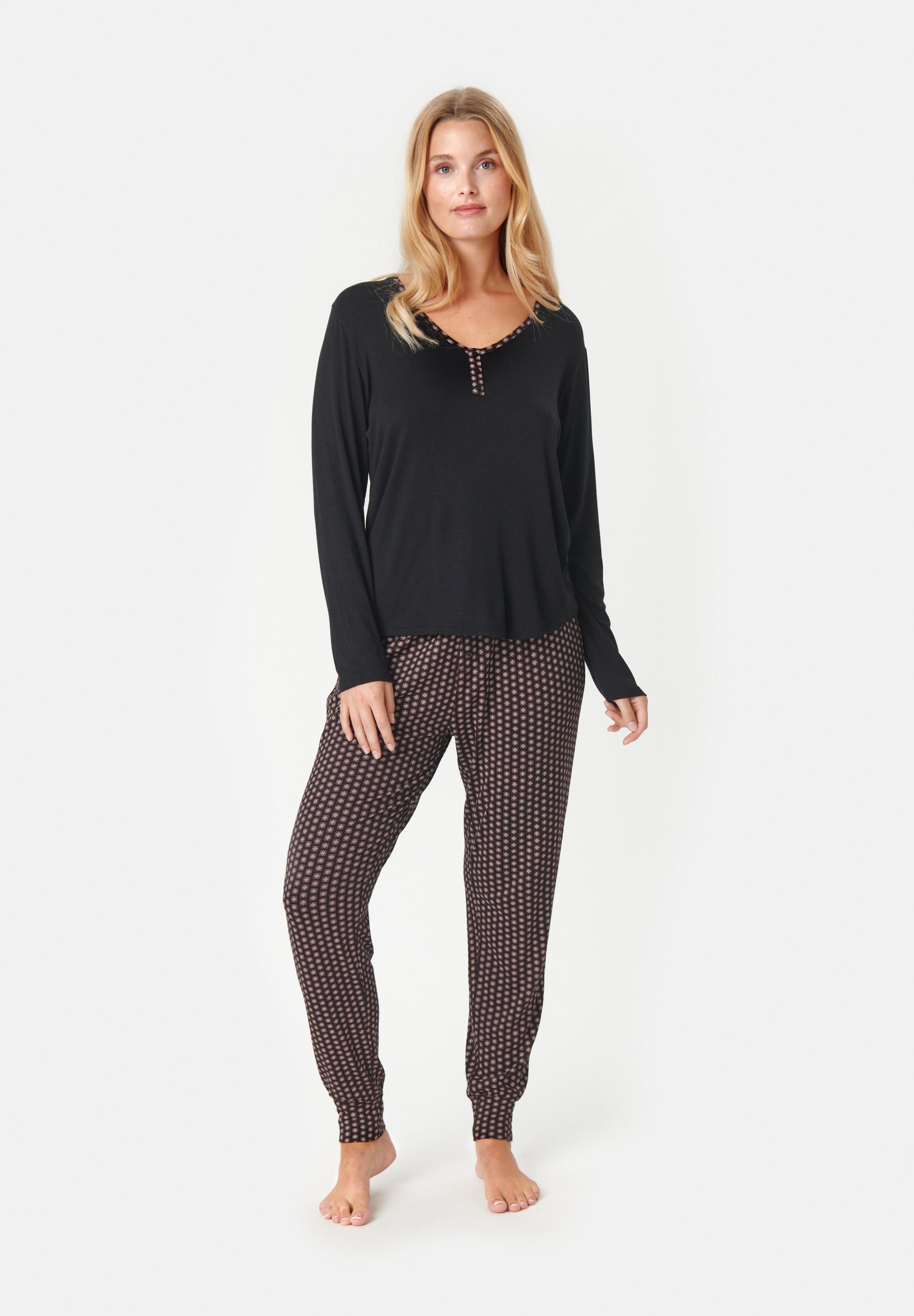 Johanne Pants, Black