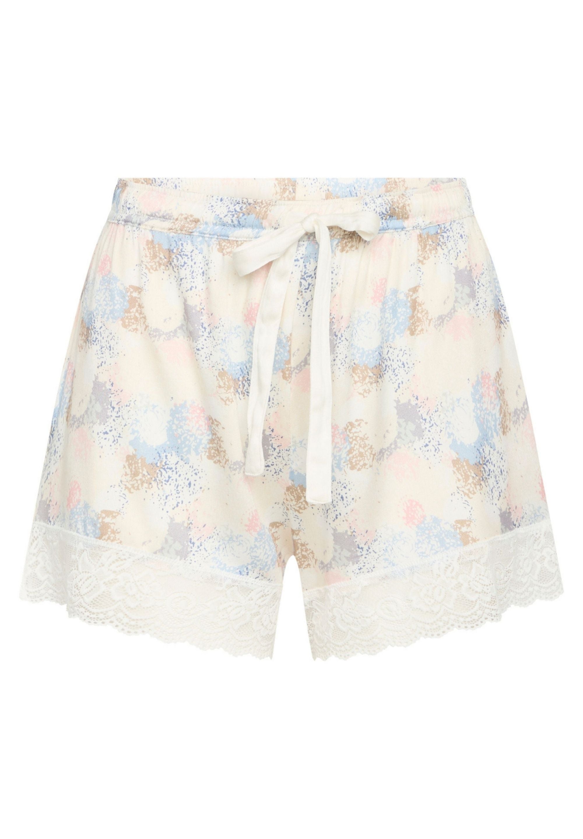 Kaitlyn Shorts, Chalk AOP