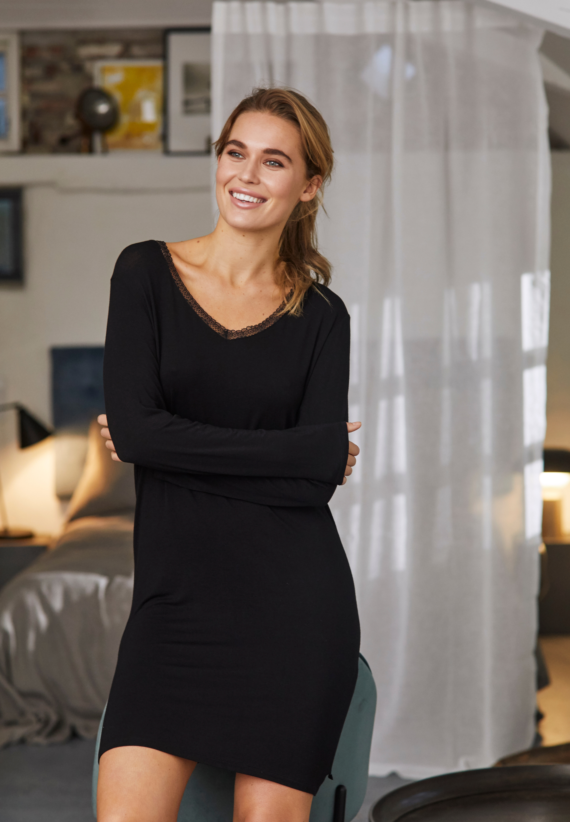 Jacqueline Long Sleeve Dress, Black